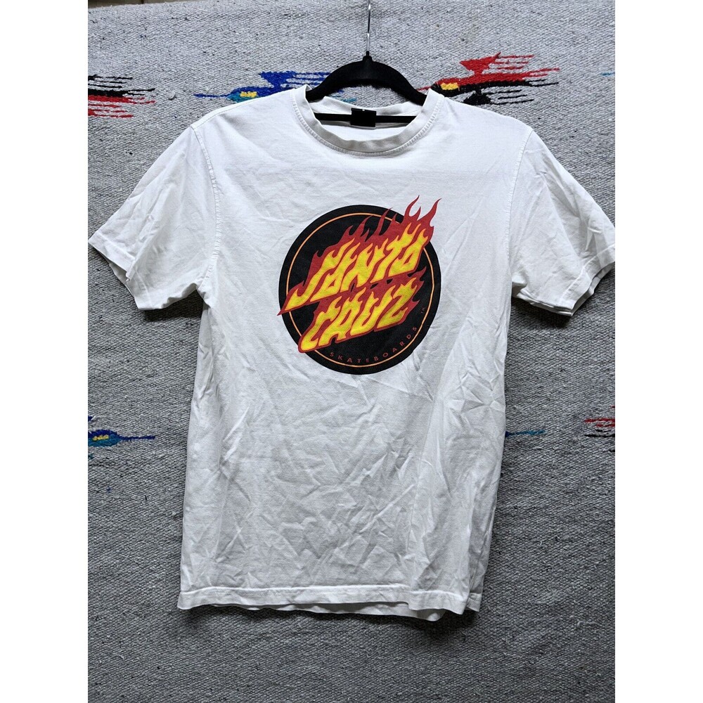Santa Cruz Skateboards Flame logo t shirt small